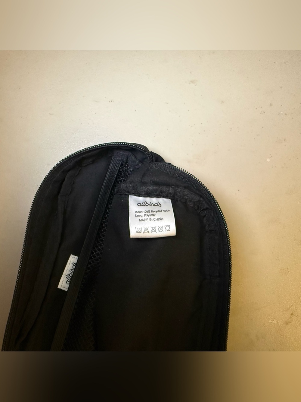 Allbirds Sling / Belt Bag, 1.5L Recycled Nylon - Black - Picture 6 of 6